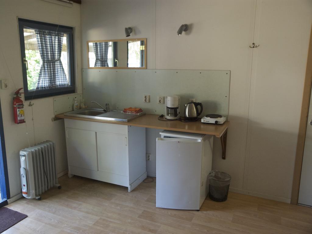 Holiday Home Ossa Basecamp Sint Odiliënberg Habitación foto